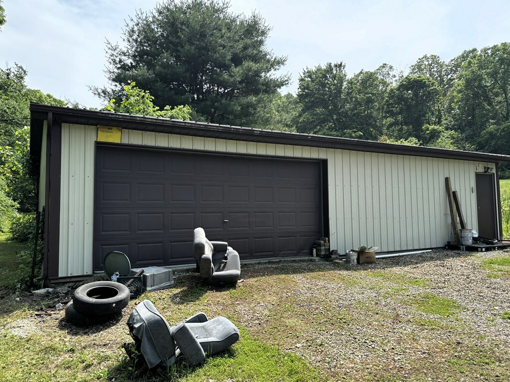 Property Photo: 929 Luckhart Road OH 45644