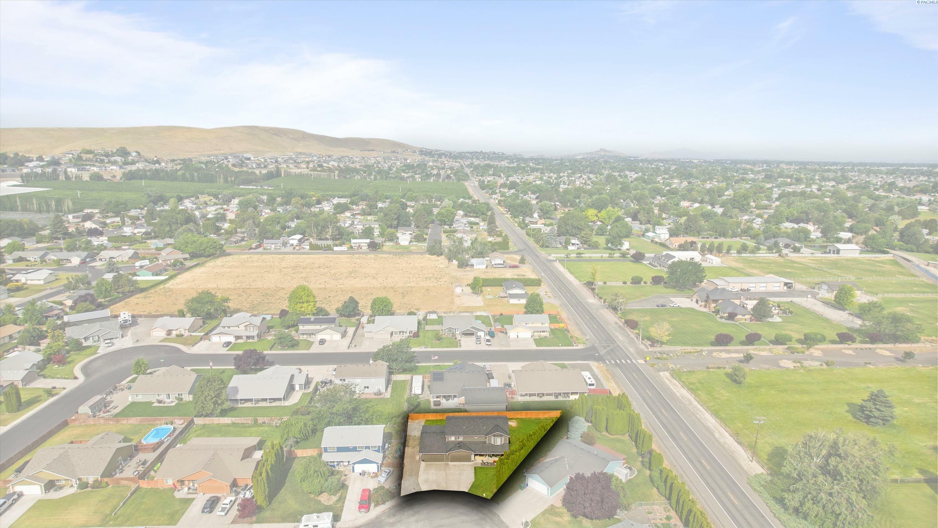 Property Photo:  4504 S Dayton Ct.  WA 99337-5250 