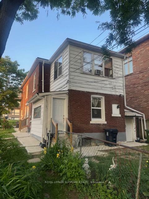 Property Photo: 46 Rockcliffe Boulevard Main ON M6N 4R5