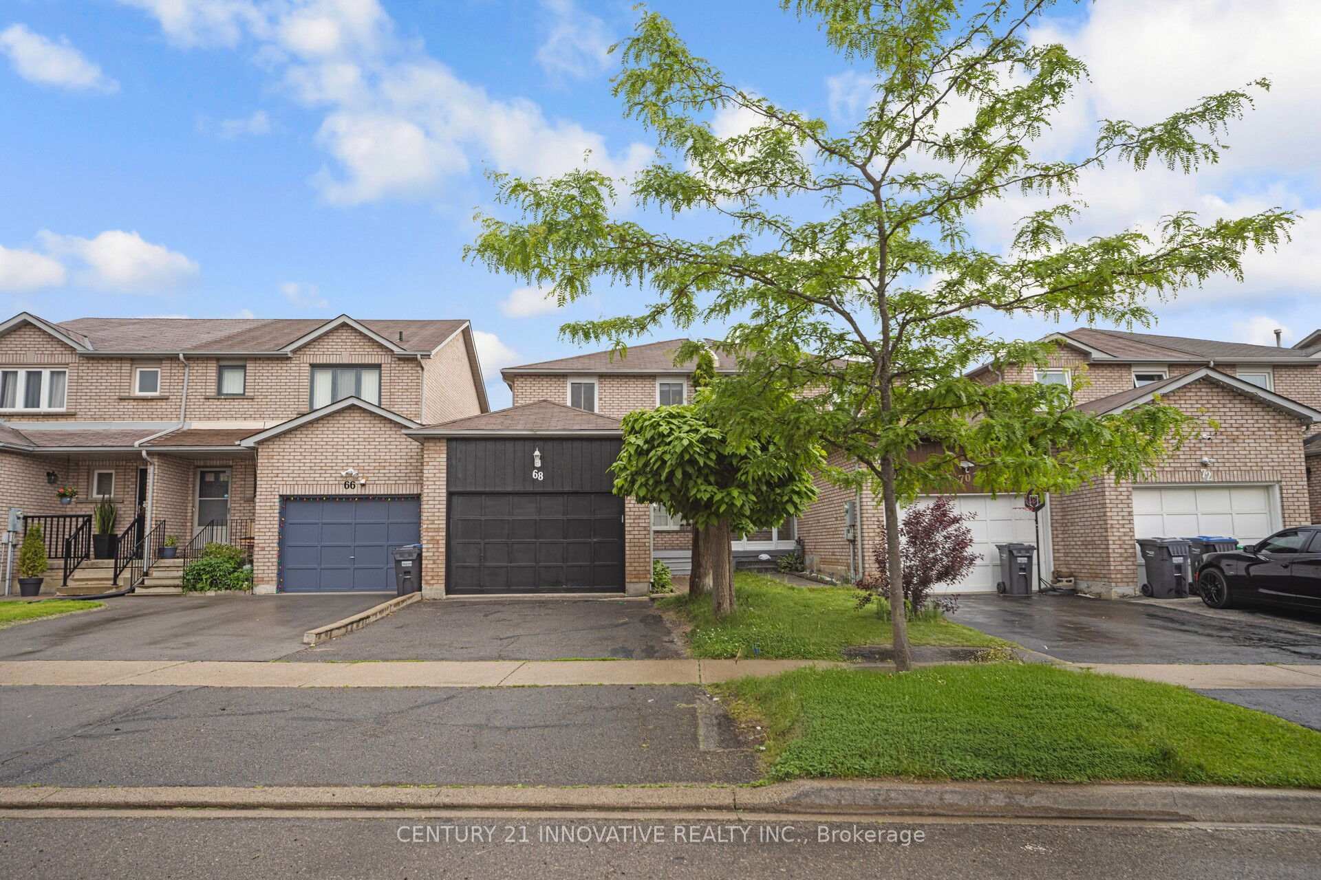 Photo de la propriété: 68 Cutters Crescent ON L6Y 4J9