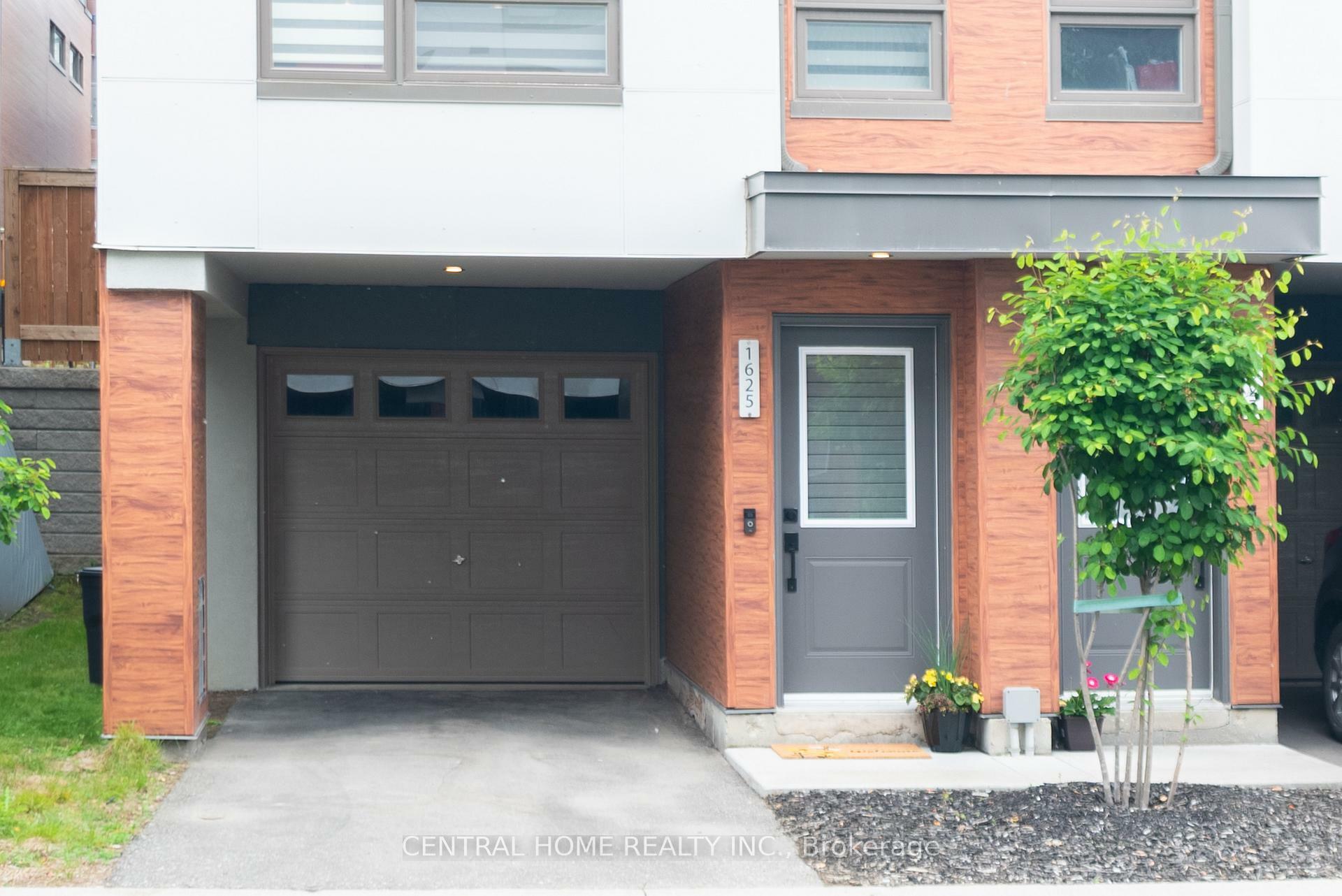 Property Photo: 1625 Pleasure Valley Path N ON L1G 0E3