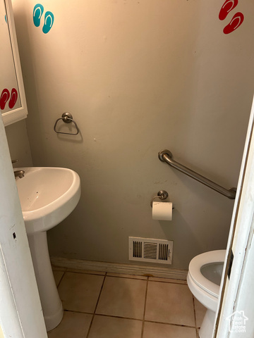 Property Photo: 2784 W 2890 S UT 84119