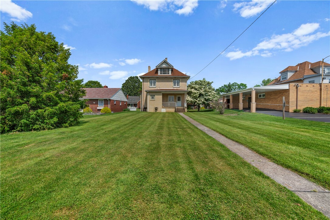 Property Photo: 1518 Carlisle St PA 15065