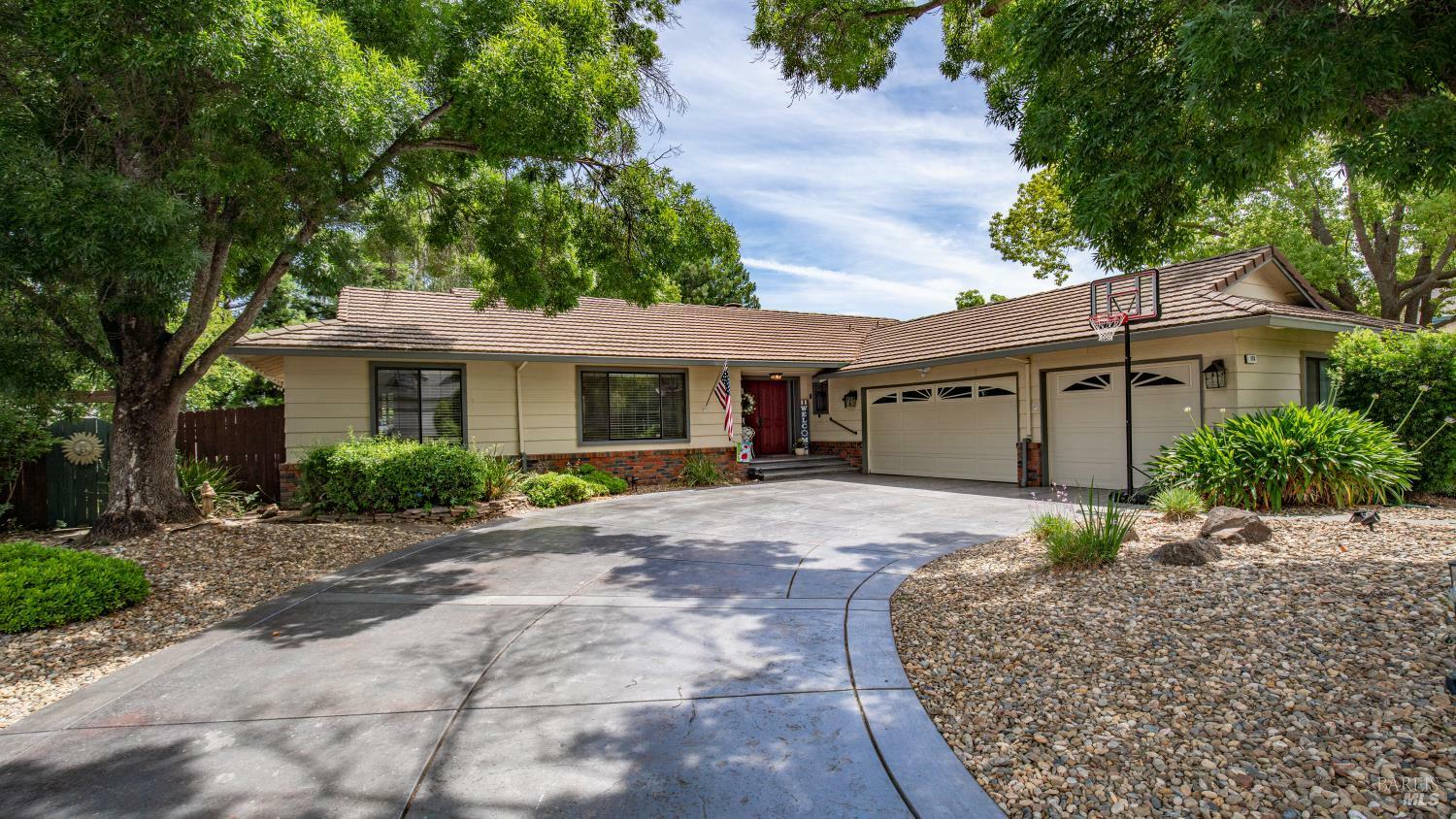 173 San Jose Court  Vacaville CA 95688 photo