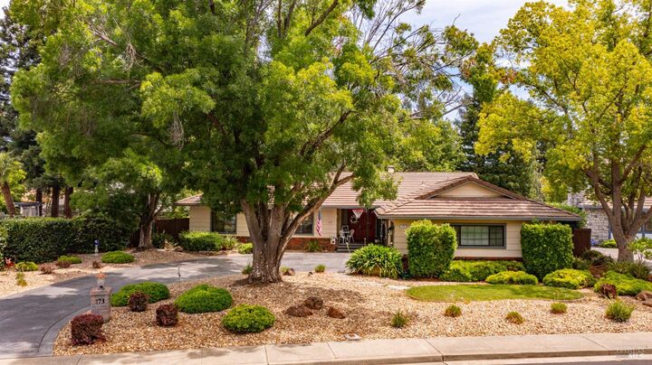 173 San Jose Court  Vacaville CA 95688 photo