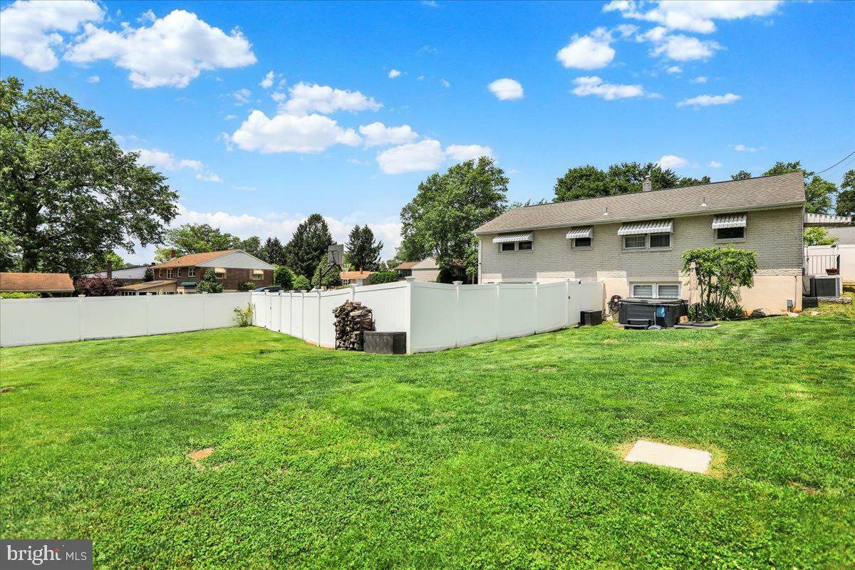Property Photo: 1058 Laurelee Avenue PA 19605