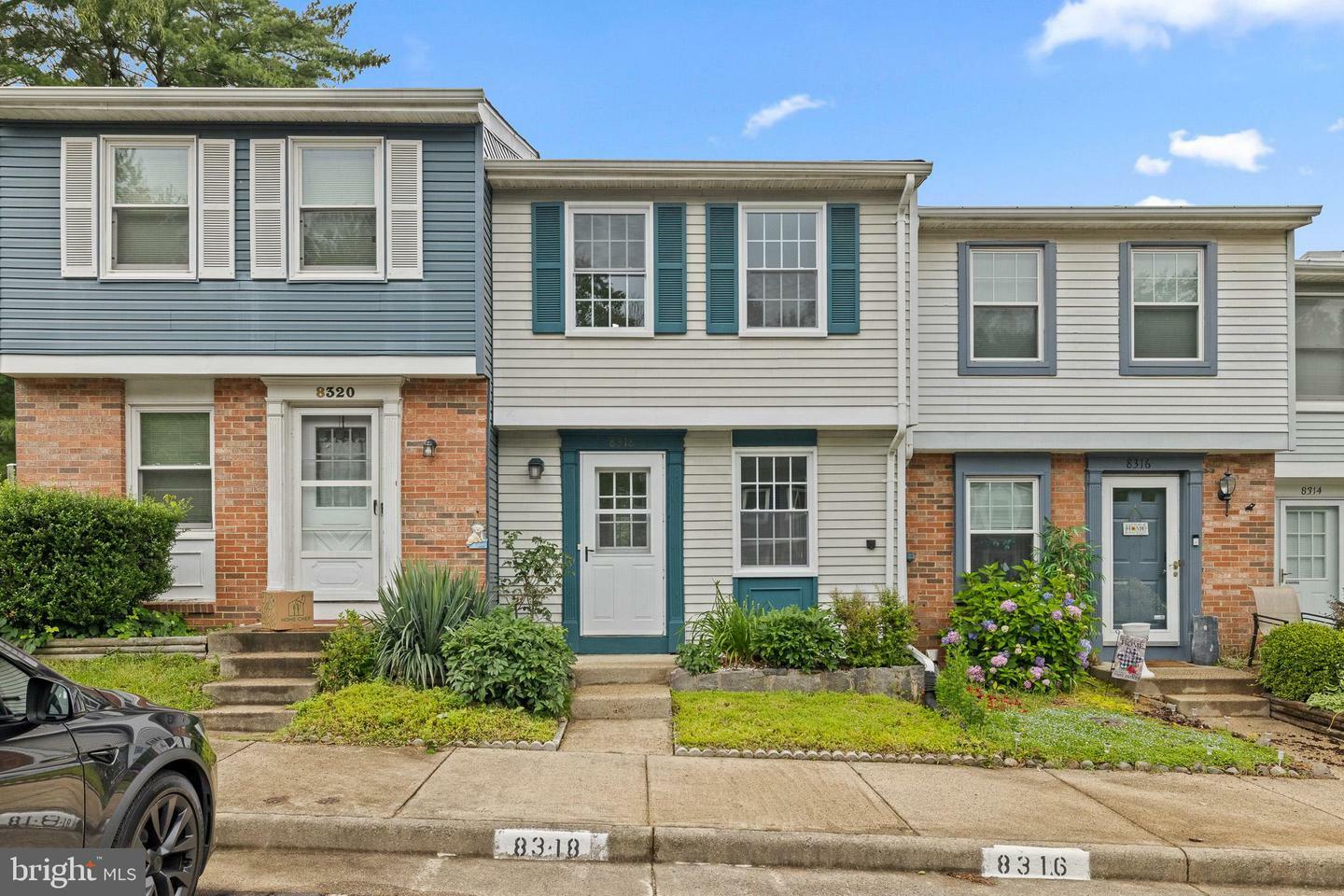 Property Photo: 8318 Brookvale Court VA 22153