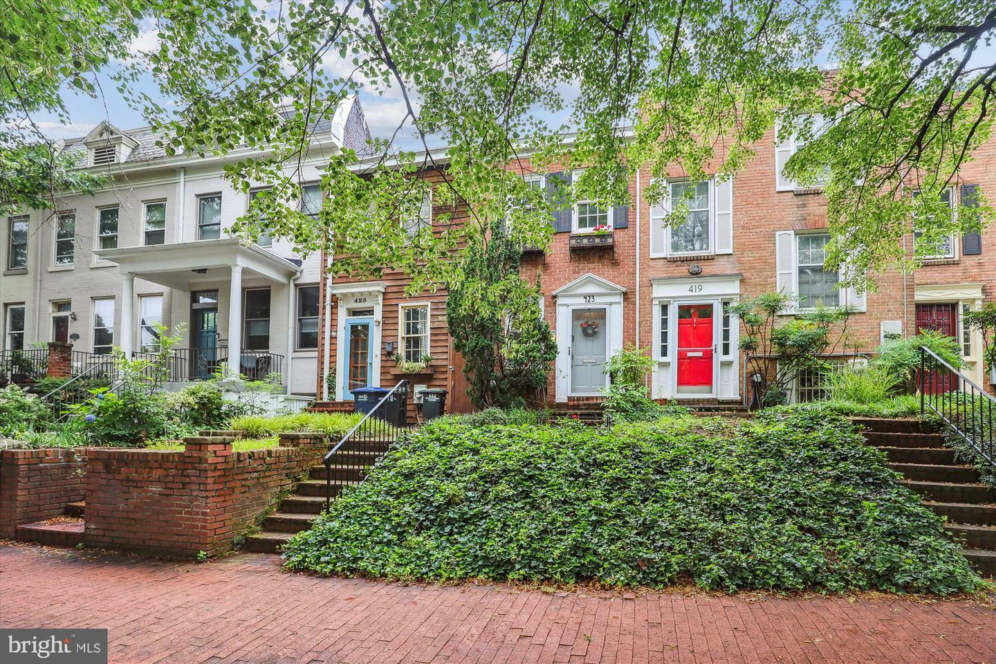 Property Photo: 423 5th Street SE DC 20003