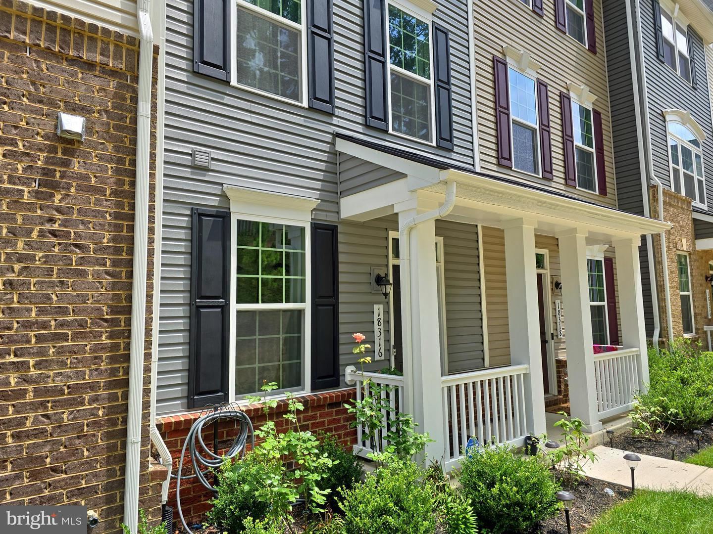 Property Photo: 18316 Reaper Hill Court VA 22172