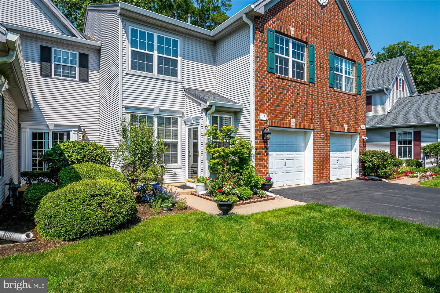 Property Photo: 17 Ludlow Court NJ 08550