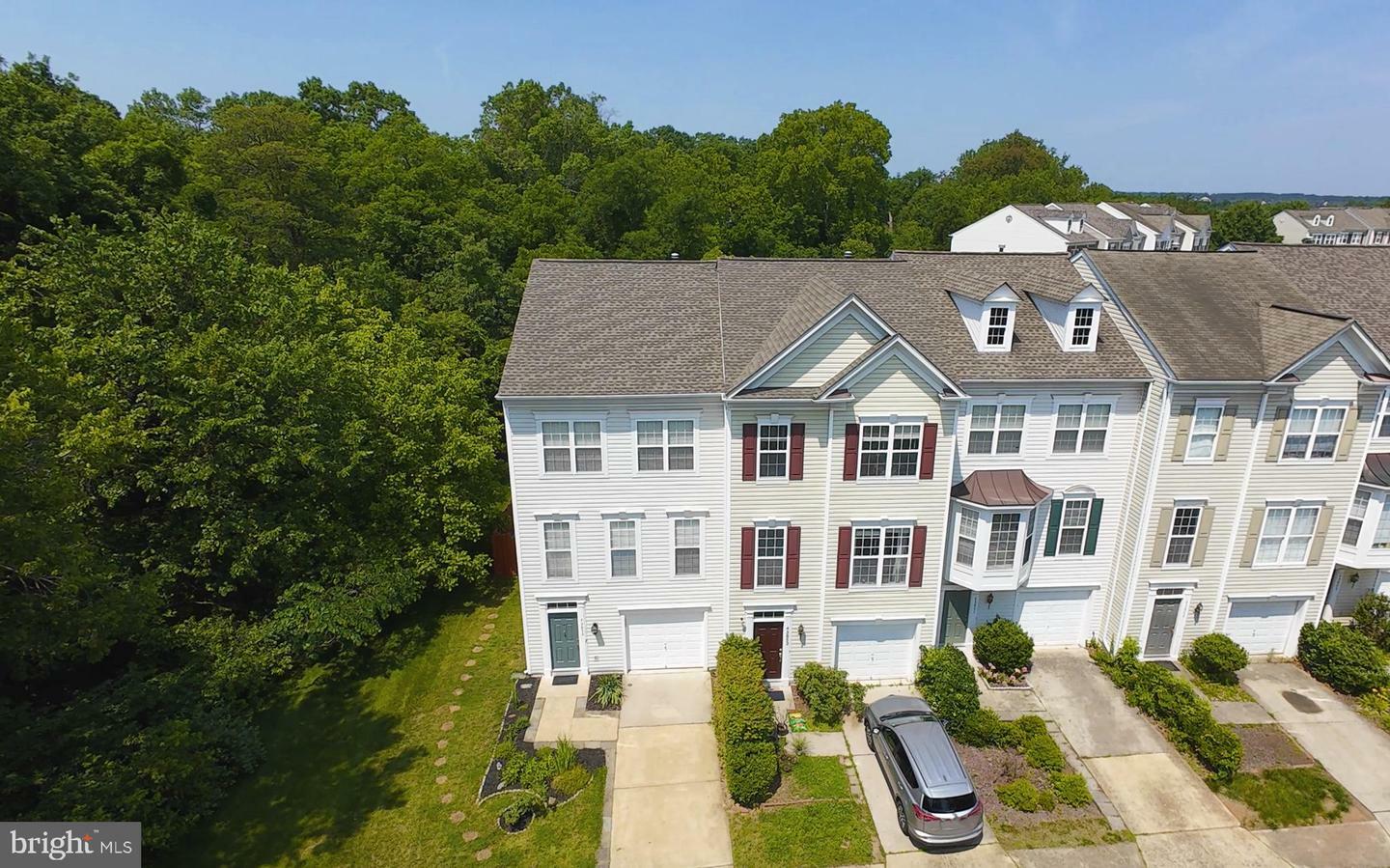 Property Photo: 43855 Tattinger Terrace VA 20148