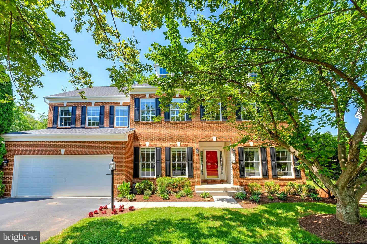 Property Photo: 317 N Old Dominion Lane VA 20132
