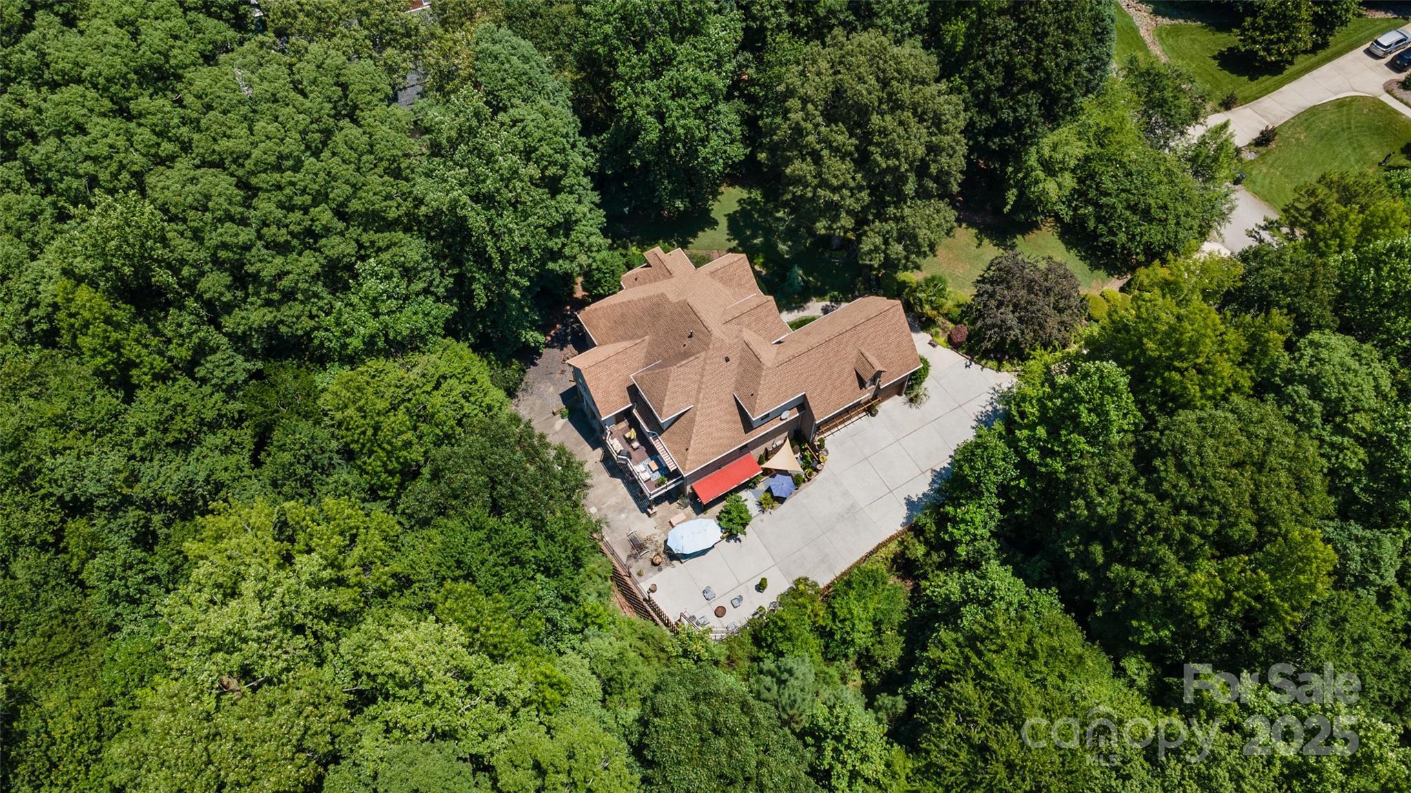 Property Photo: 849 Savile Lane SC 29715