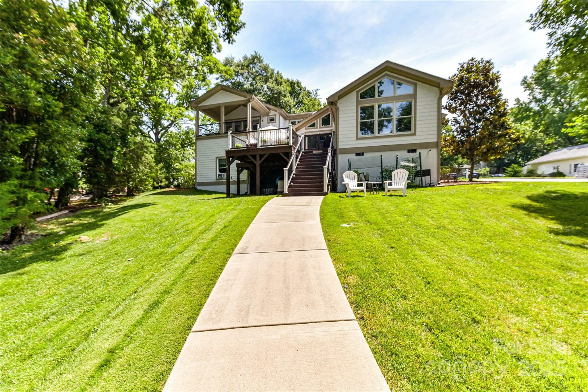 Property Photo: 7010 Coventry Court SC 29708