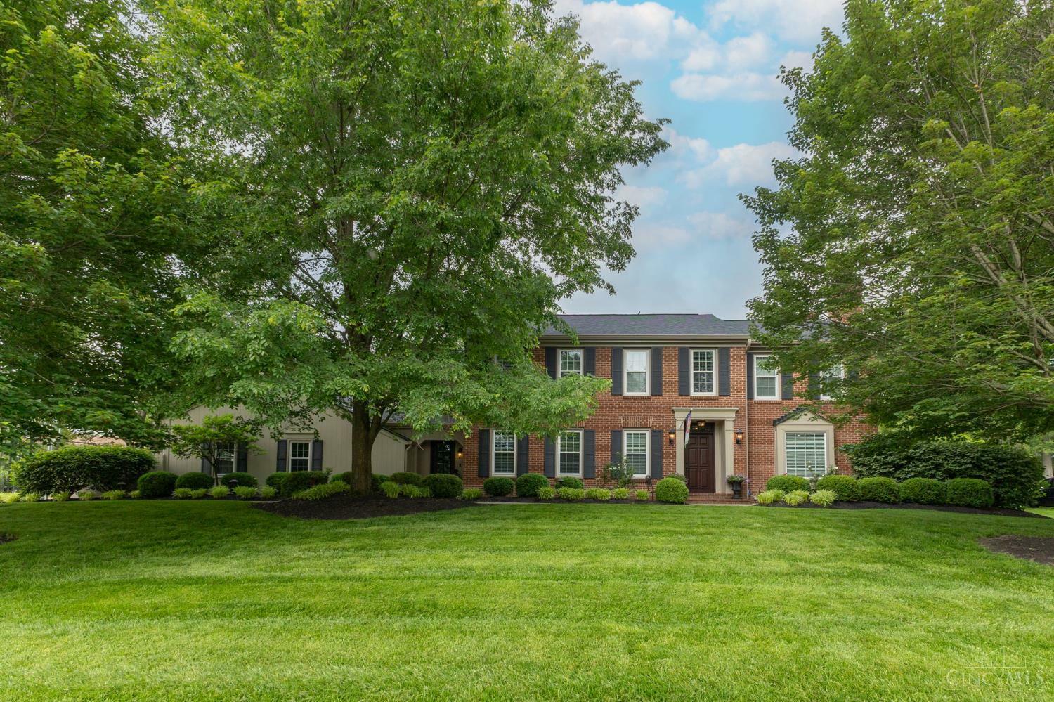 Property Photo: 8750 Tanagerwoods Drive OH 45249
