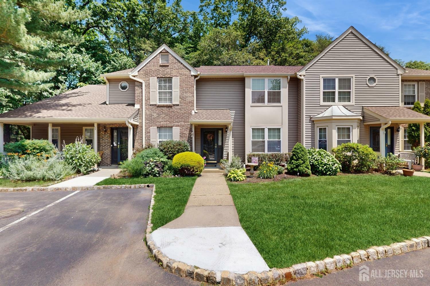 Property Photo:  1406 Locust Court  NJ 08852 