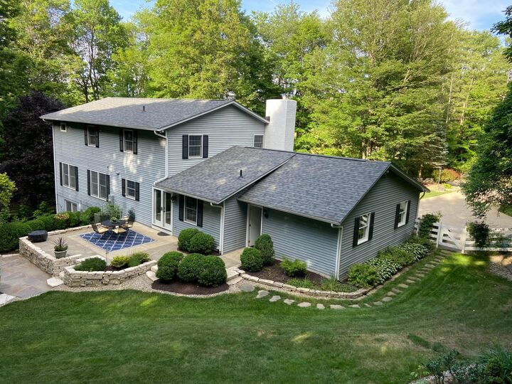 Property Photo:  2211 Welsh Hills NE Road  OH 43023 