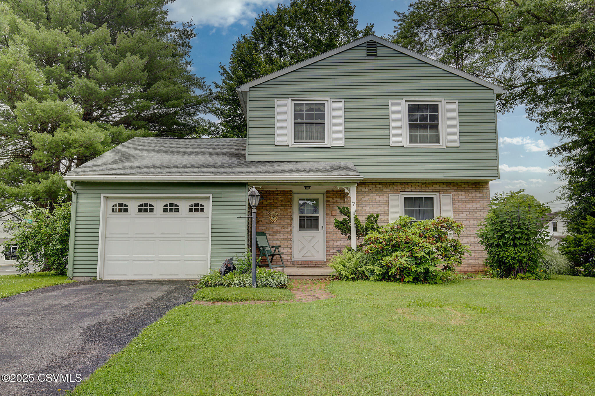 Property Photo: 7 N Red Maple Street PA 17870