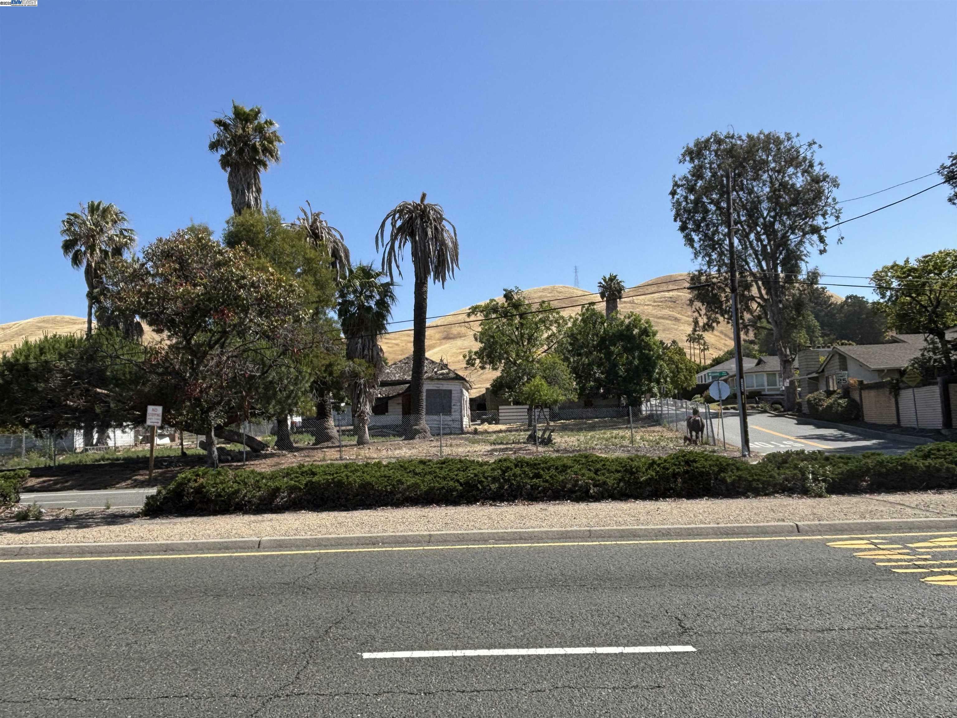 41252 Mission Blvd  Fremont CA 94539 photo