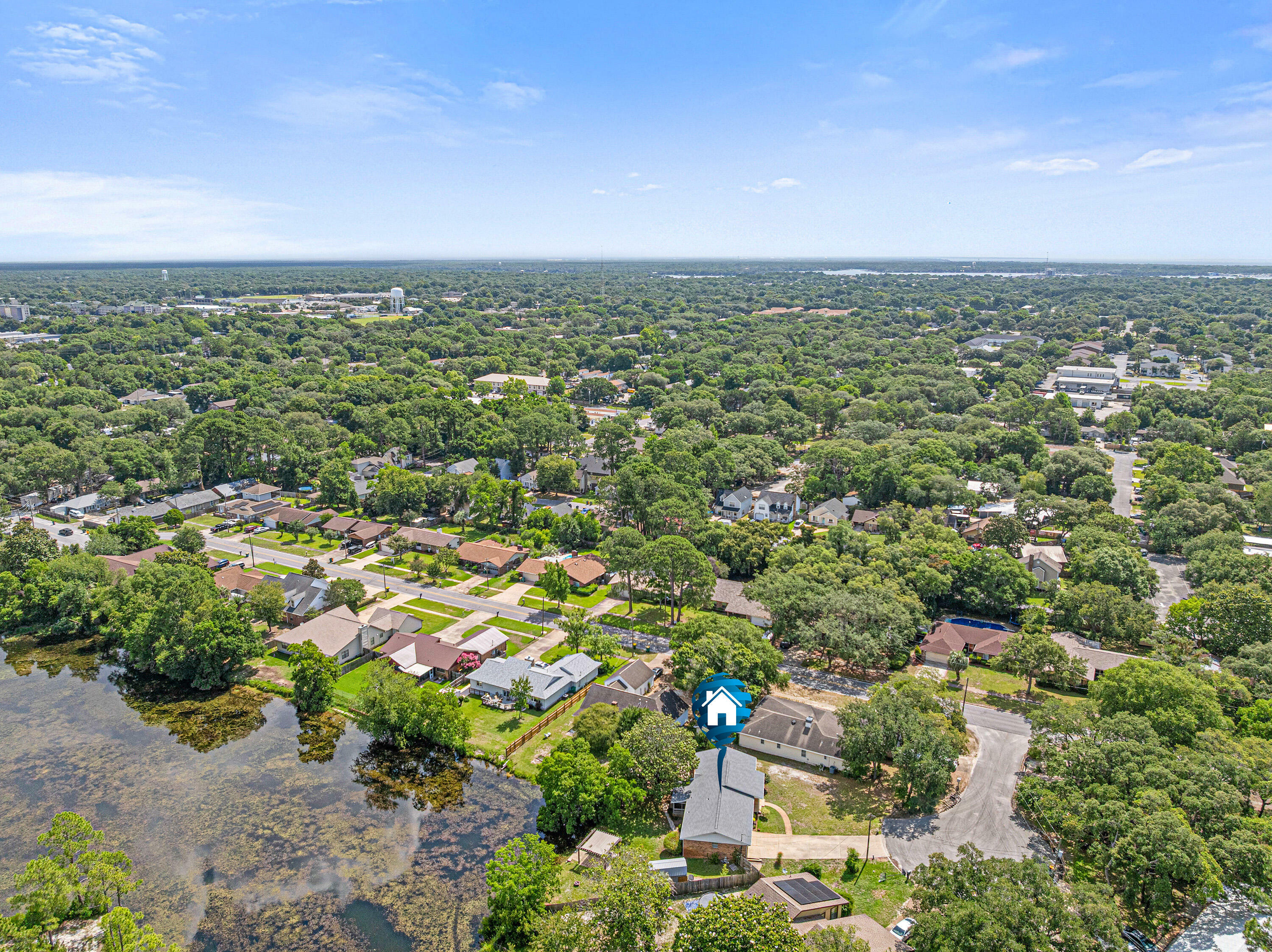 Property Photo:  203 Elizabeth Court  FL 32547 