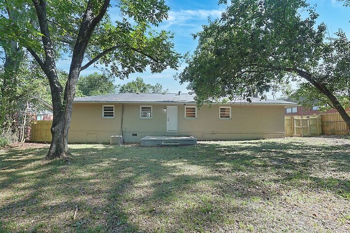 Property Photo: 3122 Glenwood Drive GA 31906