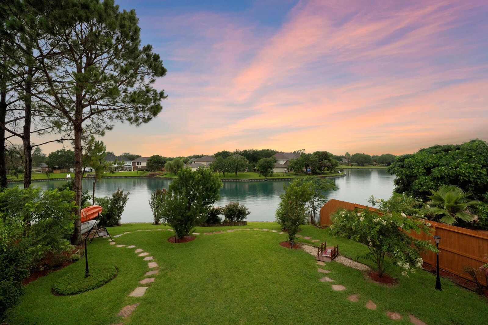 Property Photo:  6502 Portuguese Bend Drive  TX 77459 