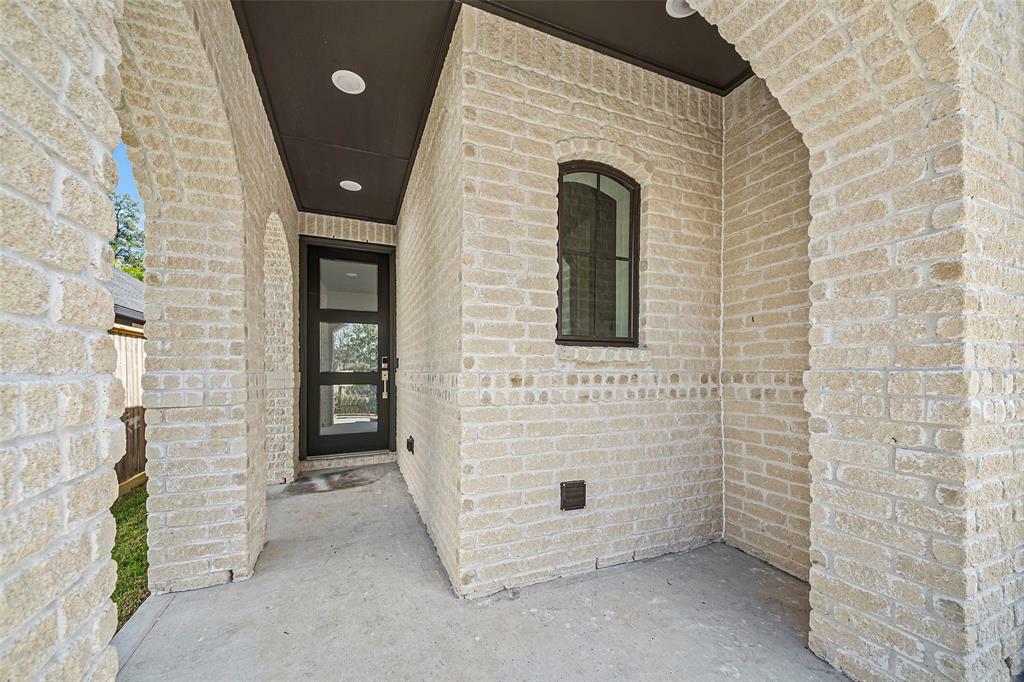 Property Photo: 233 Trapper Creek Drive TX 77304