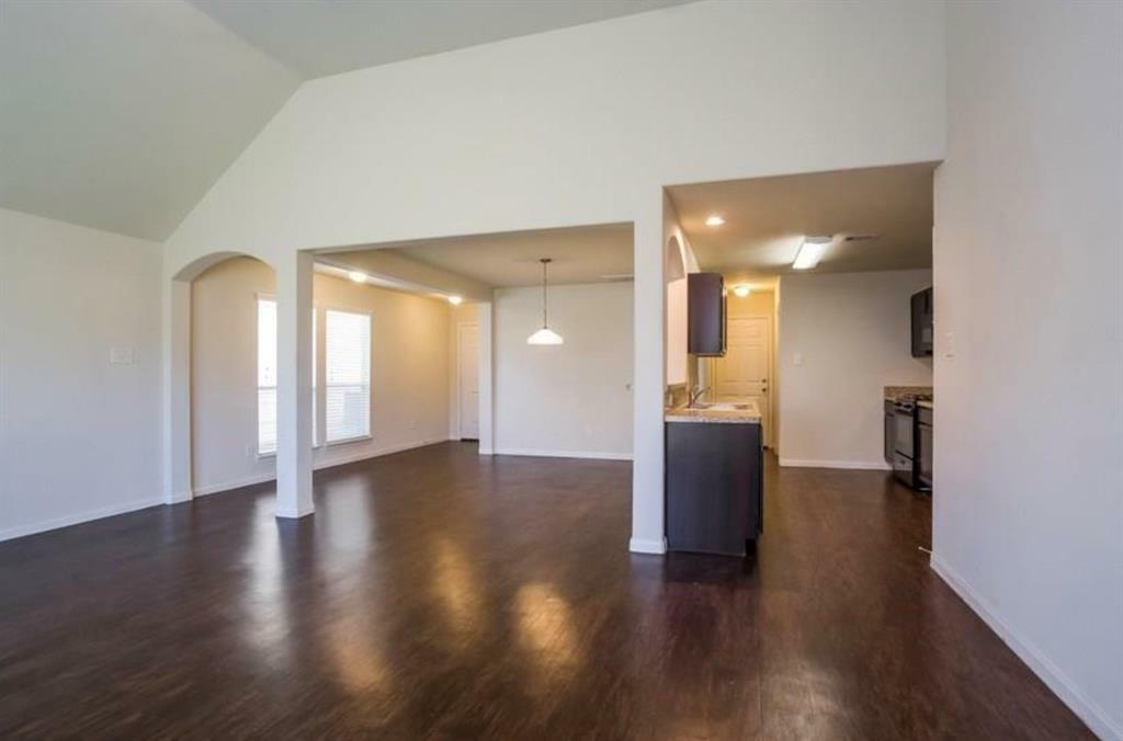Property Photo: 2527 Kiplands Way Drive TX 77014