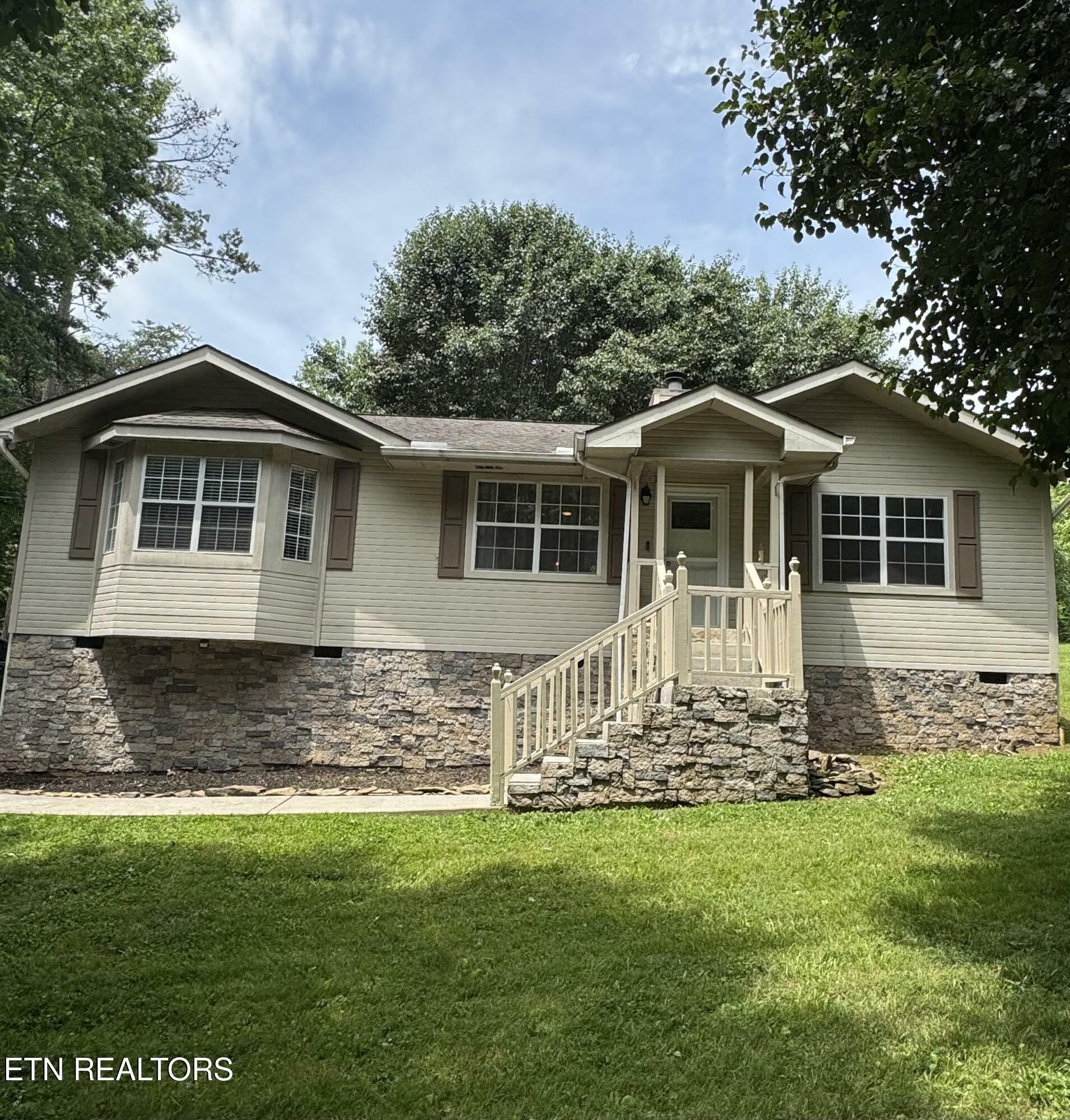 Property Photo: 603 Water Oak Drive TN 37865