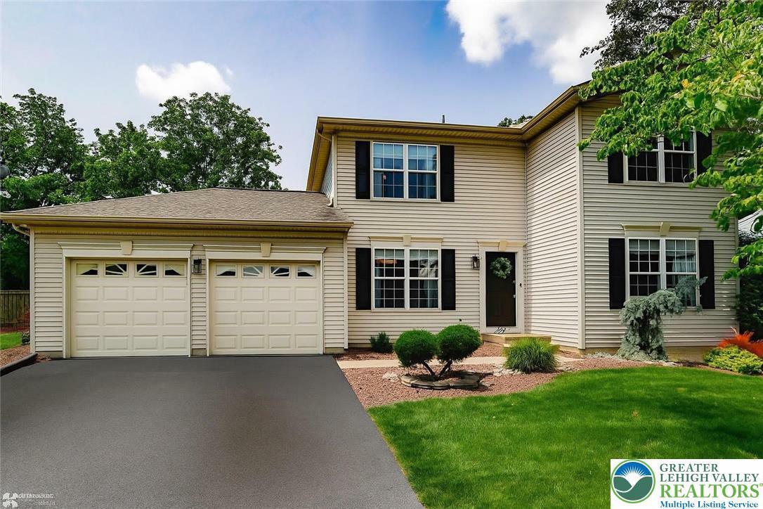 Property Photo: 4809 Janet Lane PA 18017