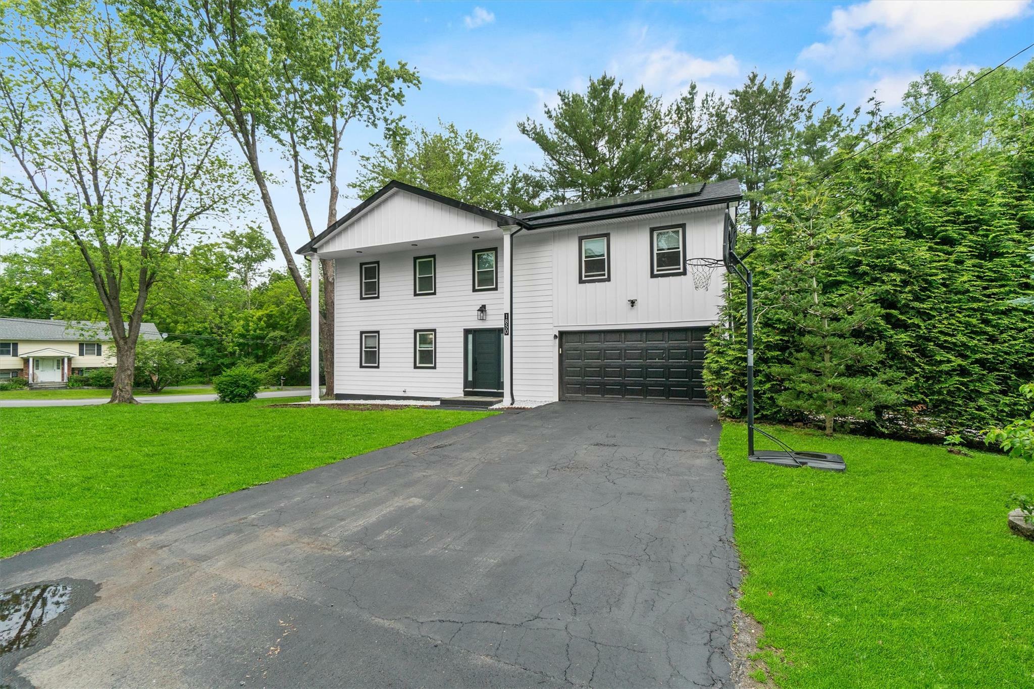 Property Photo: 1850 Brookdale Street NY 10598