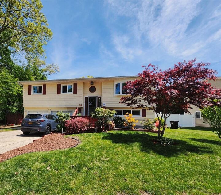 373 Commack Road  Islip NY 11751 photo