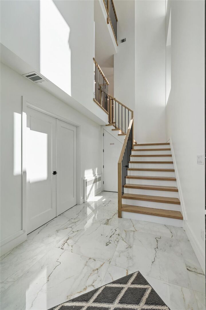 Property Photo: 40 Singer Avenue 201 NY 10977