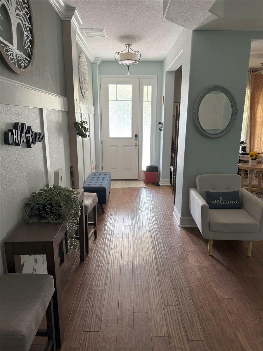 Property Photo: 8986 Fullerwood Avenue FL 32832