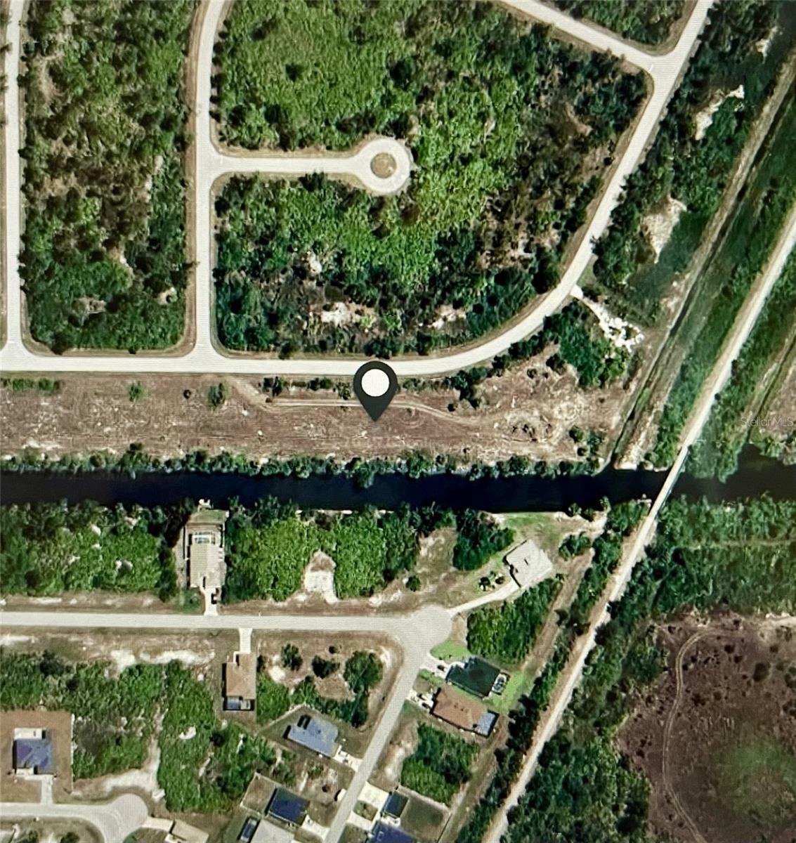 Property Photo: 7672 St Regis Circle FL 33981