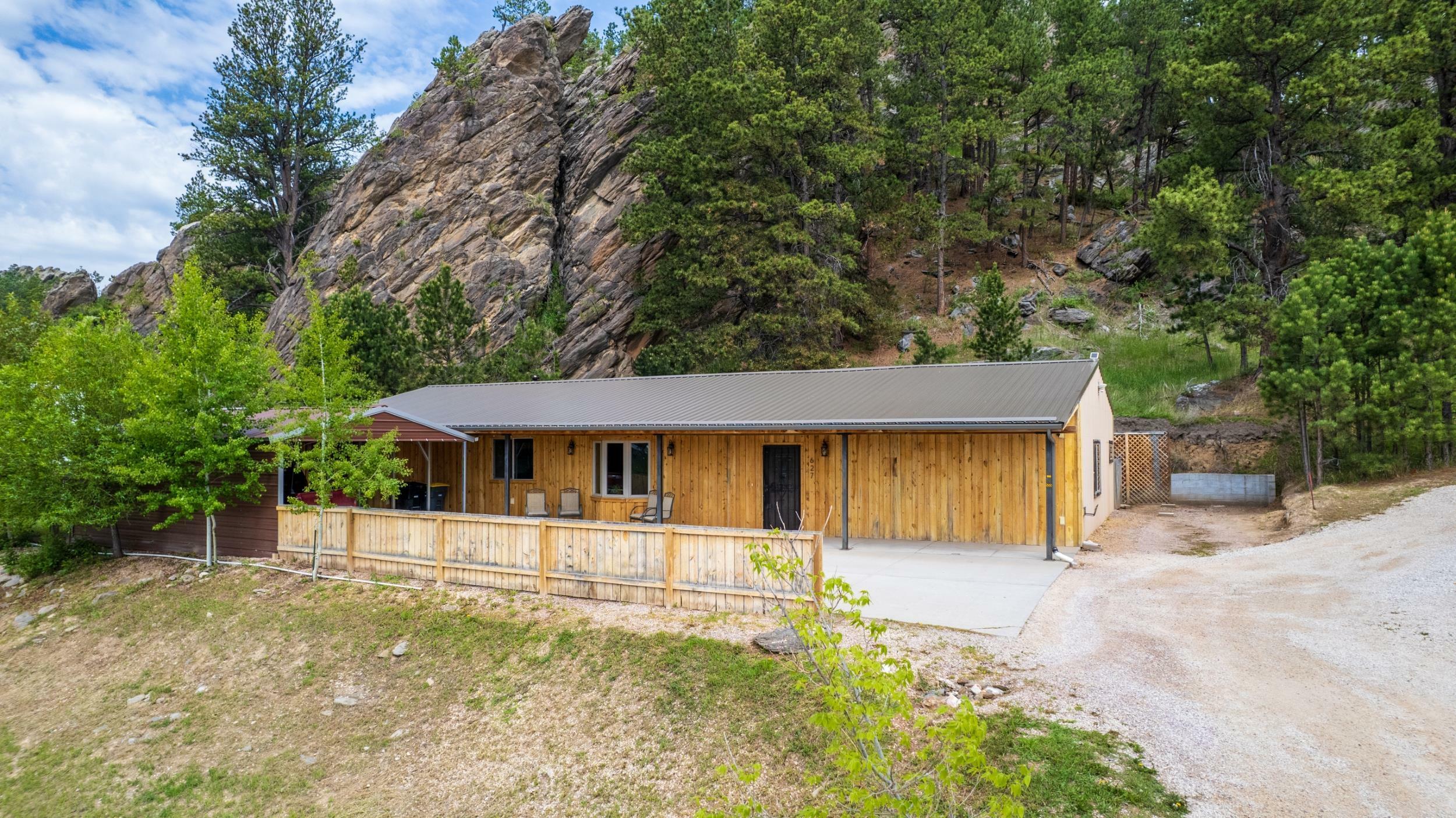 627 W Mt. Rushmore Road  Custer SD 57730 photo