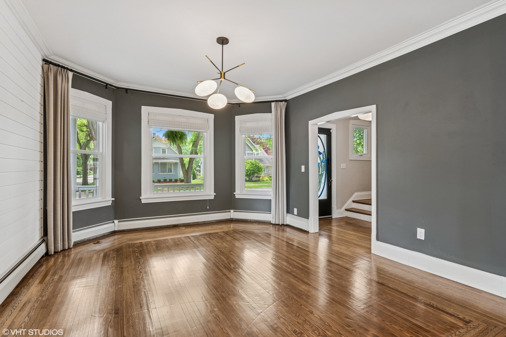 Property Photo: 408 W Campbell Street IL 60005