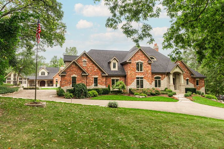 7N230 Sims Lane  St. Charles IL 60175 photo