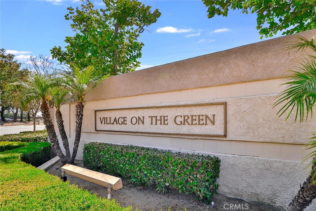 Property Photo:  625 Hazelwood Way A  CA 93065 