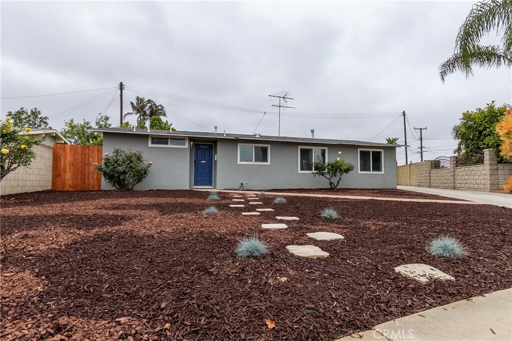Property Photo: 5921 Los Ramos Circle CA 90620