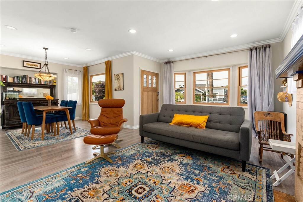 Property Photo: 3648 4th Avenue CA 90018