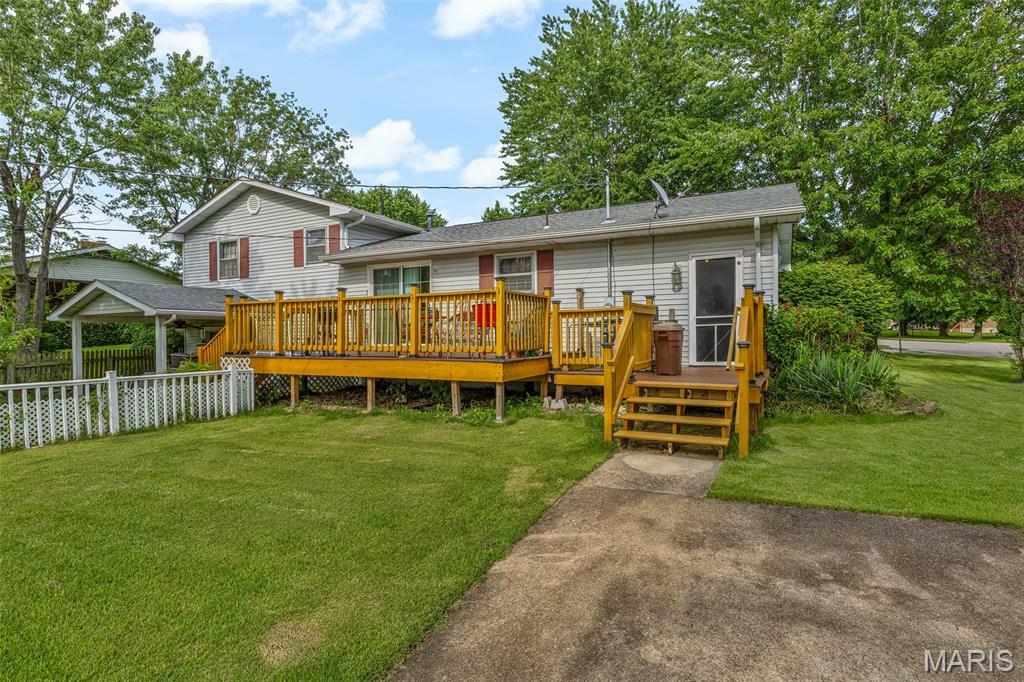 Property Photo:  1301 Camillia Street  MO 63640 