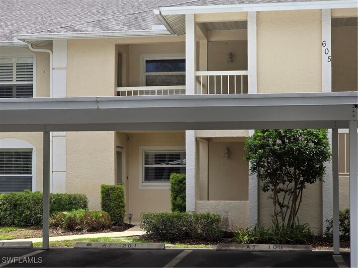 Property Photo: 605 Squire Circle 203 FL 34104