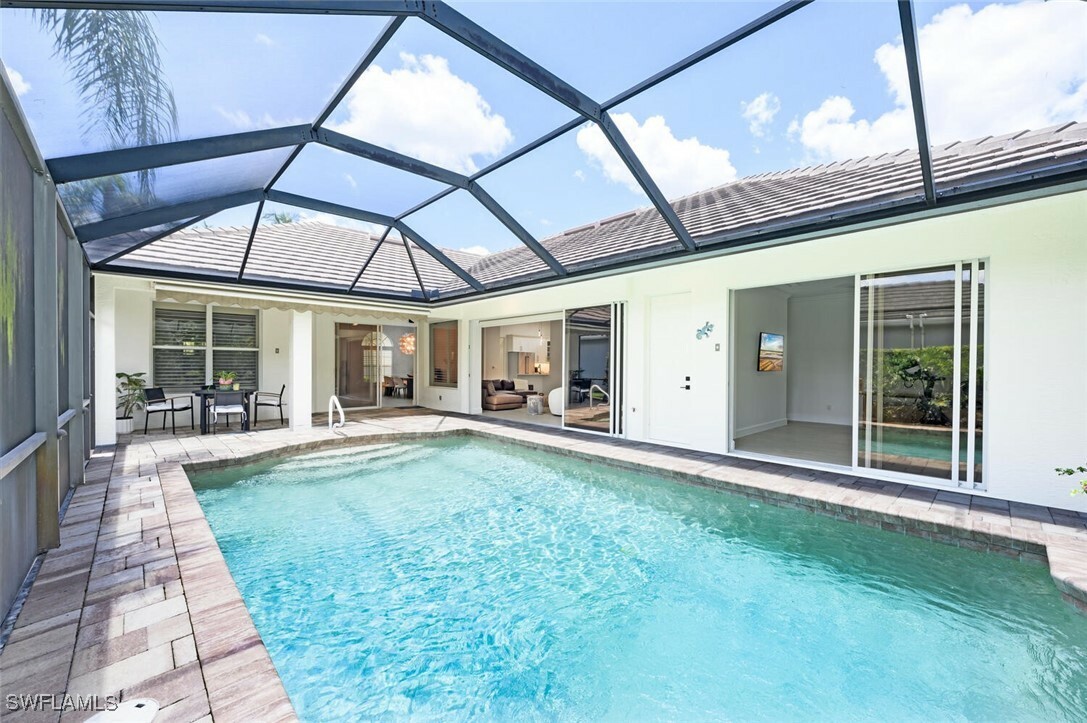 Property Photo: 2862 Lone Pine Lane FL 34119