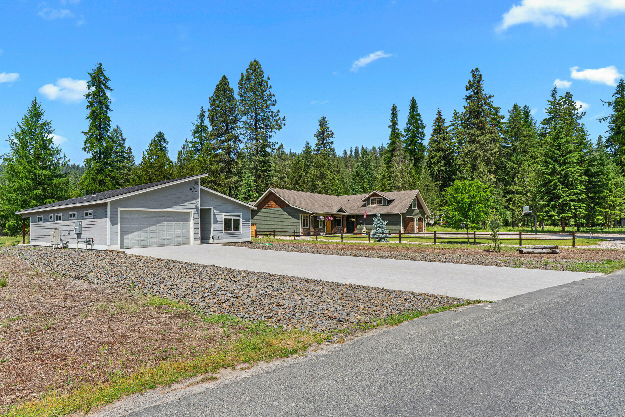 Property Photo: 250 Hogans Way WA 99109