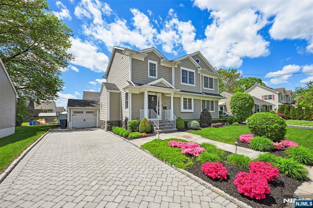 13 Hutter Street  Saddle Brook NJ 07663 photo