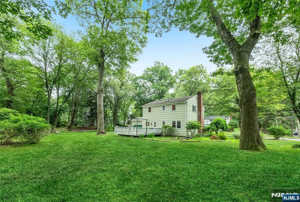 Property Photo:  21 Dale Avenue  NJ 07481 