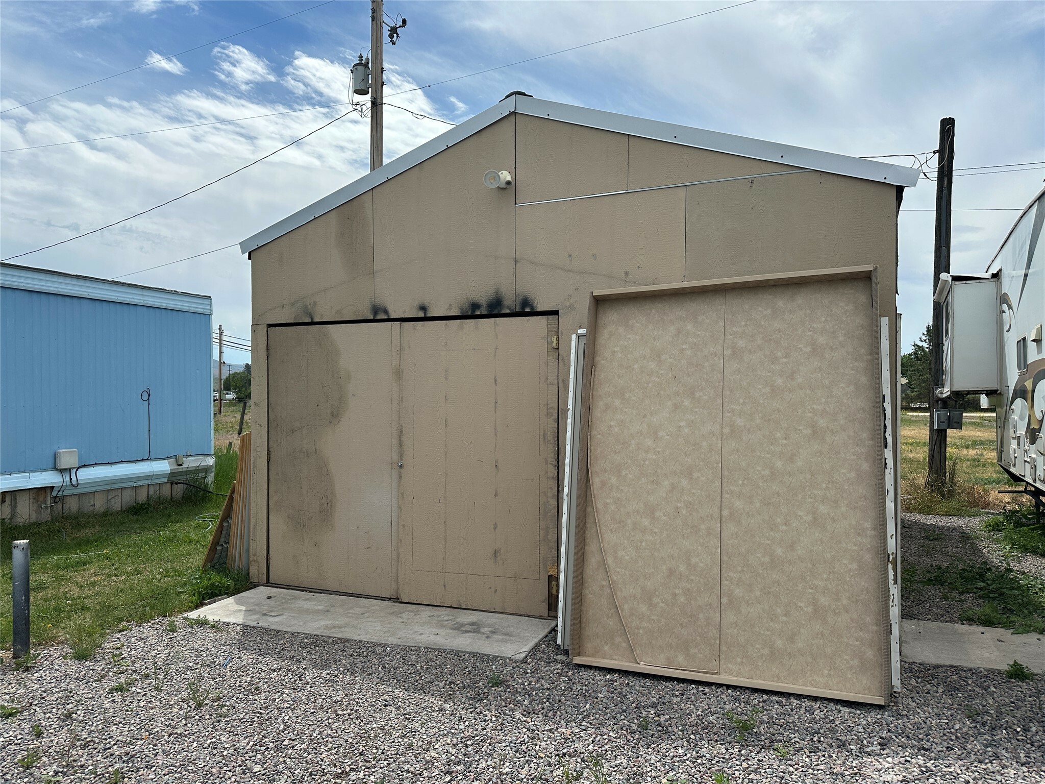 Property Photo: 12075 Highway 93 S 4 MT 59847