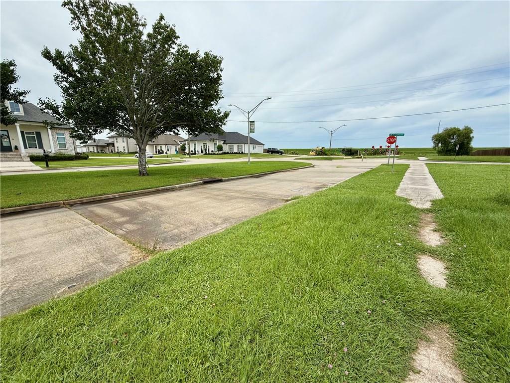 Property Photo: 3513 Debouchel Boulevard LA 70075