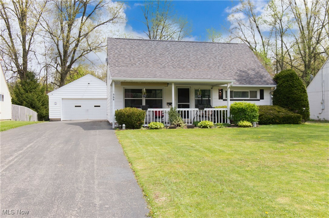 568 Westgate Boulevard  Youngstown OH 44515 photo